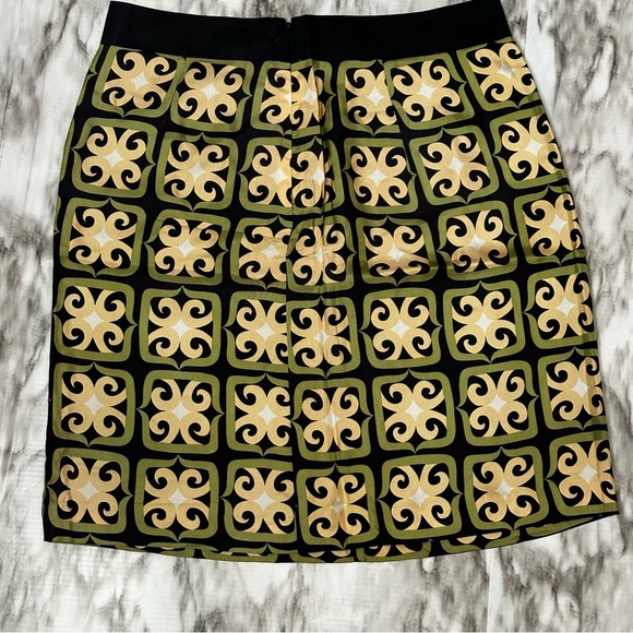Milly of New York Green Black Geometric Print Silk Scarf Skirt Vibe Women Sz 4 - Picture 5 of 8